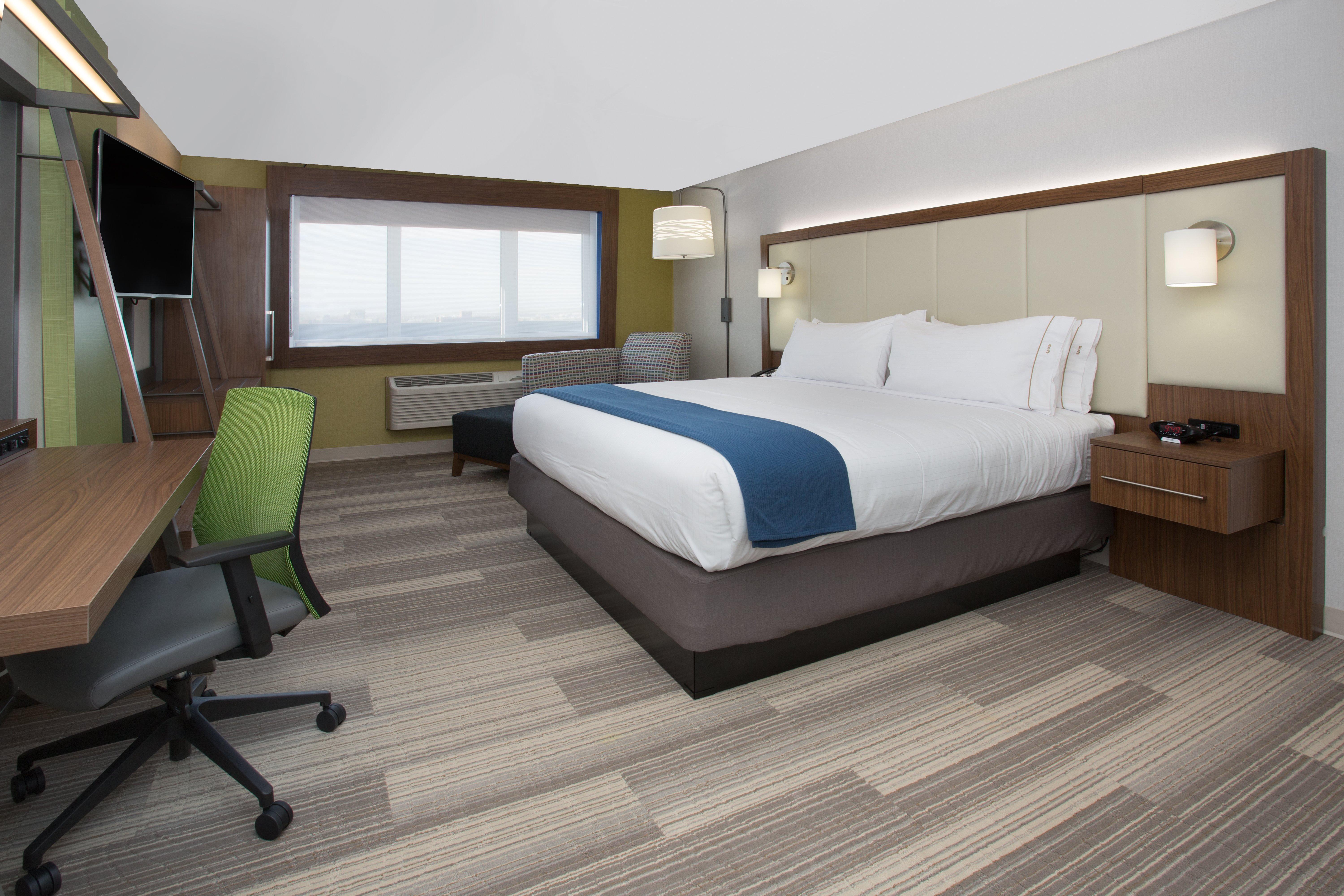 Holiday Inn Express & Suites - Redding By Ihg Екстер'єр фото